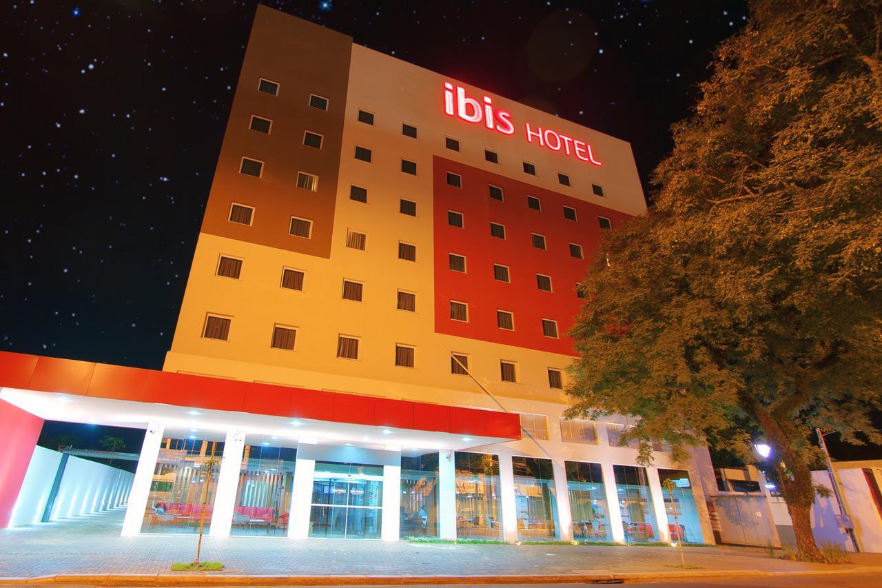 Hotel Ibis Cascavel Exterior foto